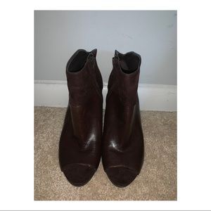nine west booties